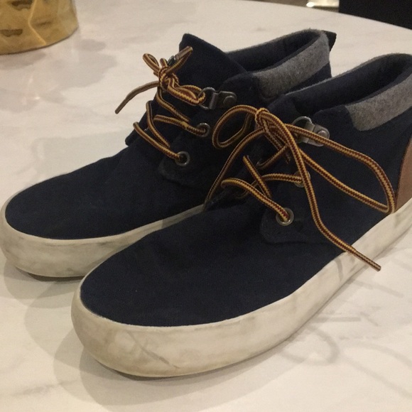 Boys navy Hi-Top shoes - Picture 2 of 3